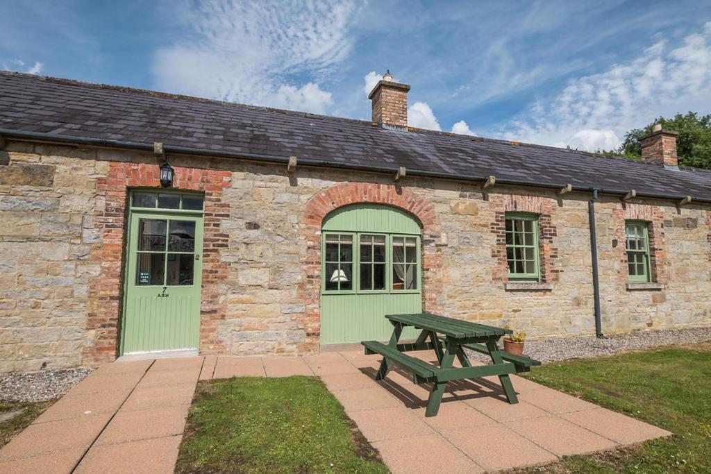 Belle Isle Castle And Cottages Enniskillen Exterior foto